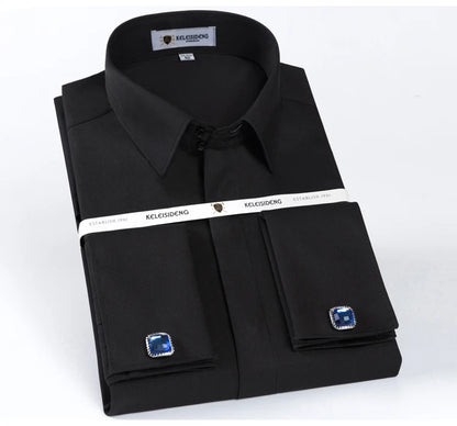 Camisa masculina clássica com punho francês e botão oculto